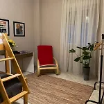 Tirana_cliche_apartment アパート *